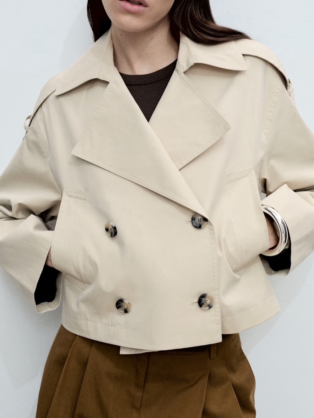 MANGO DOUBLE-BREASTED CROPPED TRENCH COAT